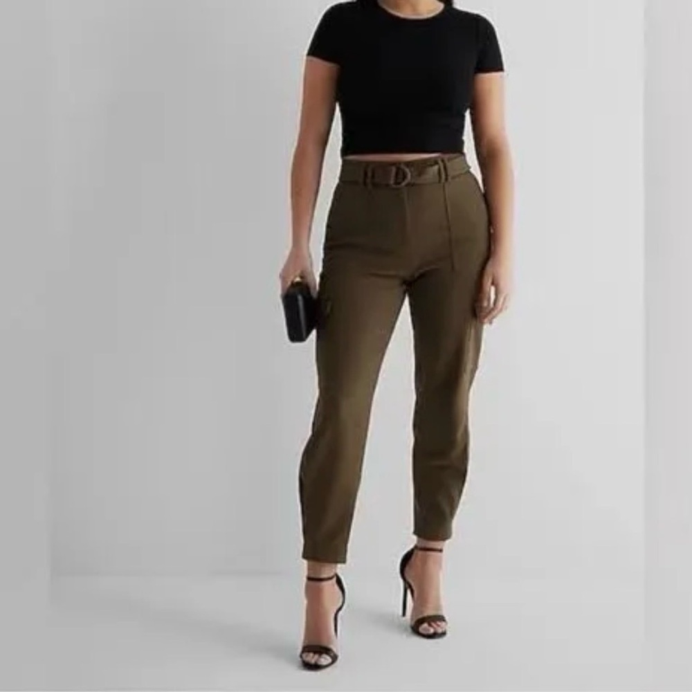 Express Women's Olive Ankle Pants  Size 8